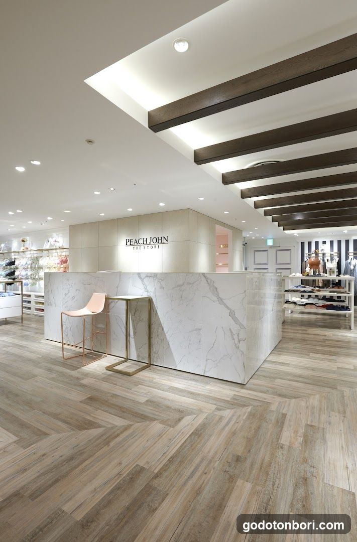 Peach John Namba Store