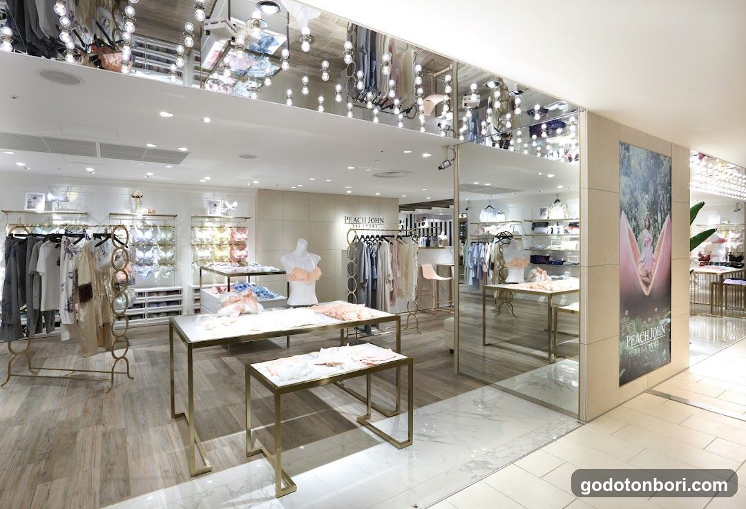 Peach John Namba Store