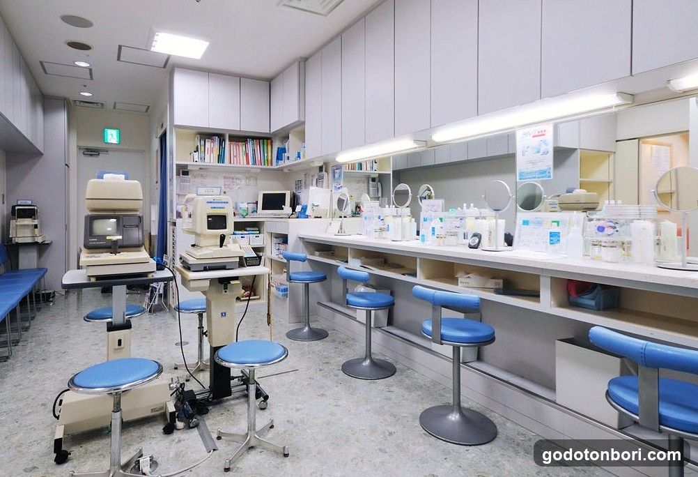 CONTACT LENS CLINIC HAMANO