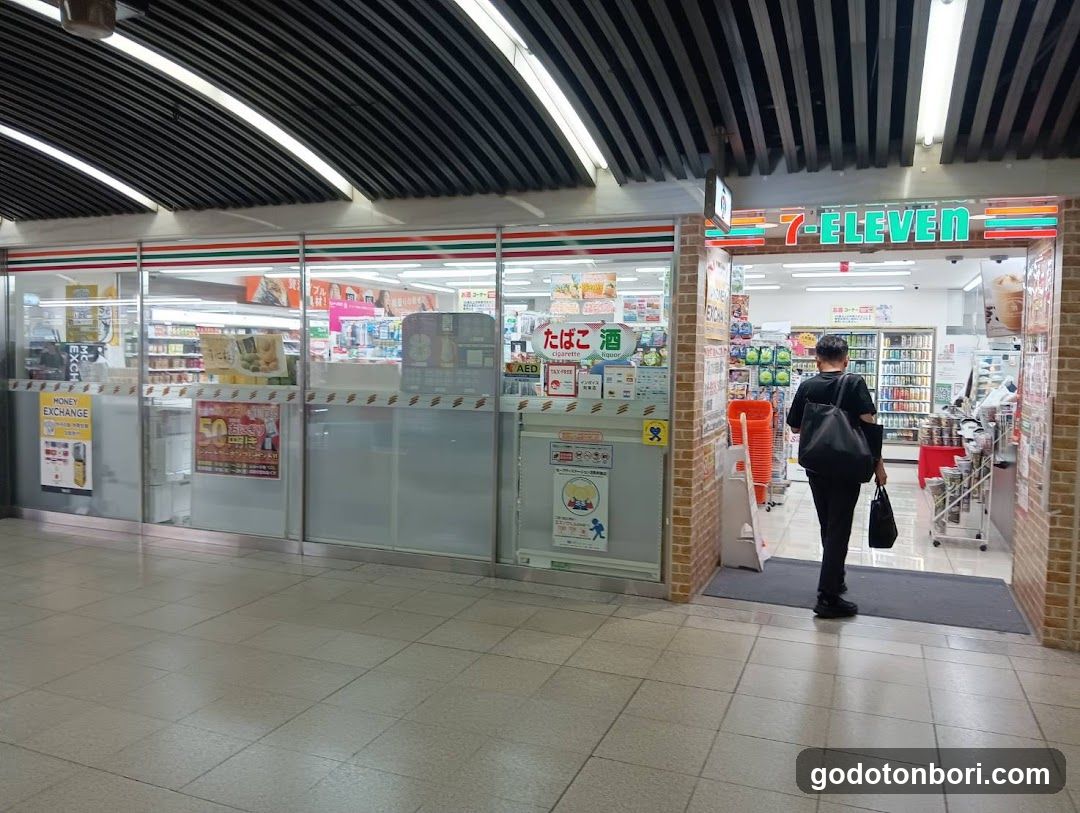 7-Eleven Osaka Nankai Nanba Station Chuo Exit 2nd flr