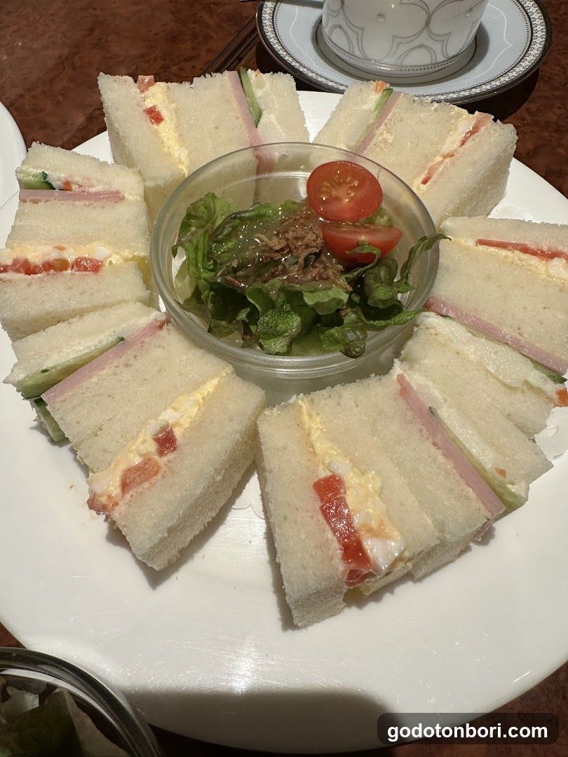 Cafe Eikokuya