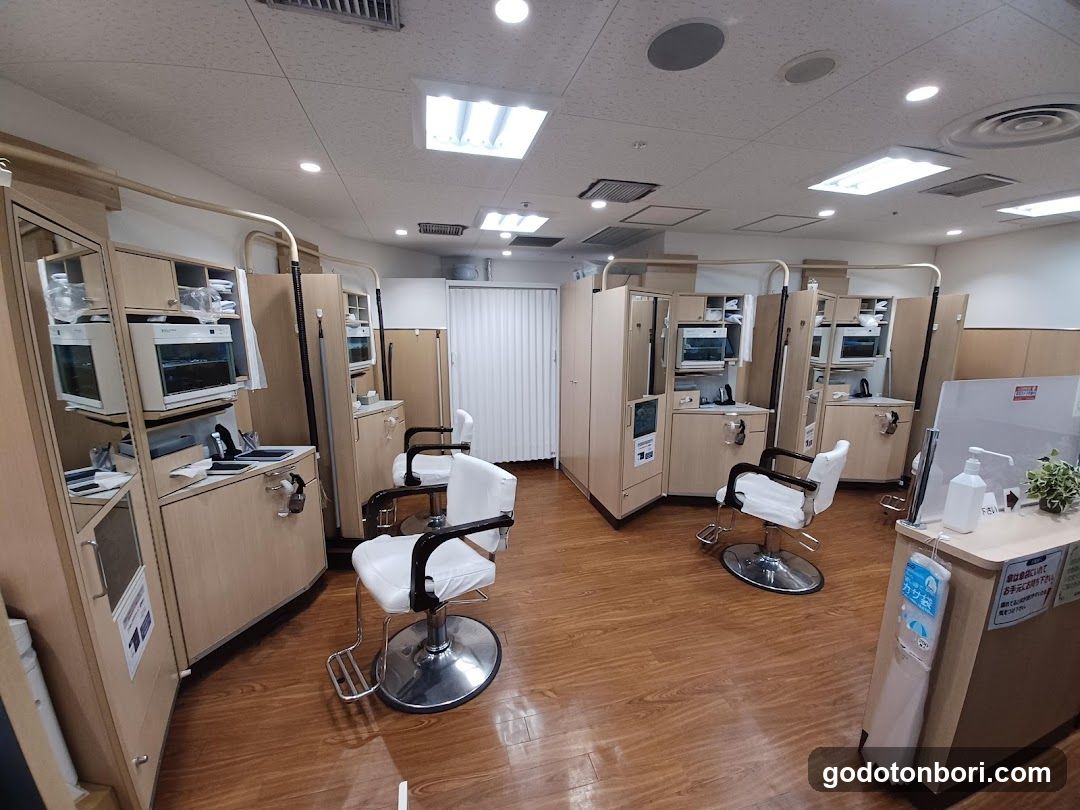 QB HOUSE Namba City Shop