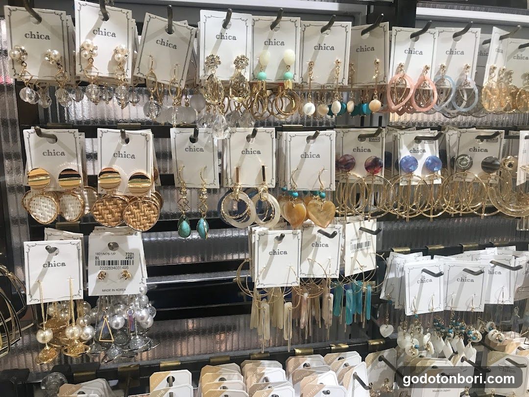 3COINS+plus (Namba City)