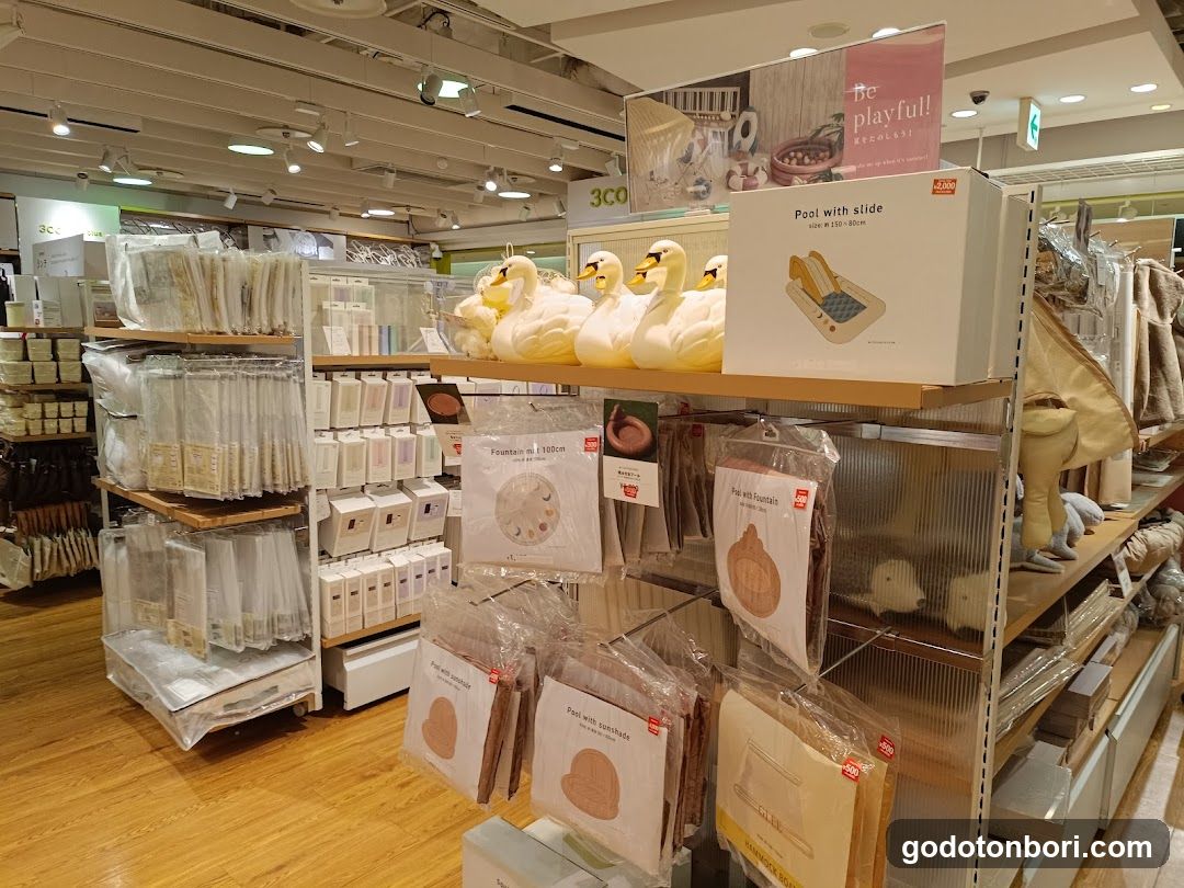 3COINS+plus (Namba City)
