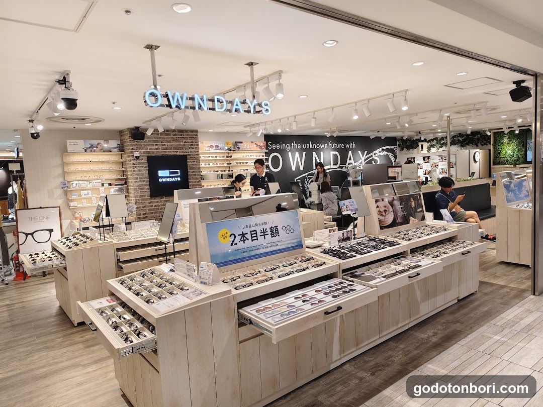 OWNDAYS なんばCITY店