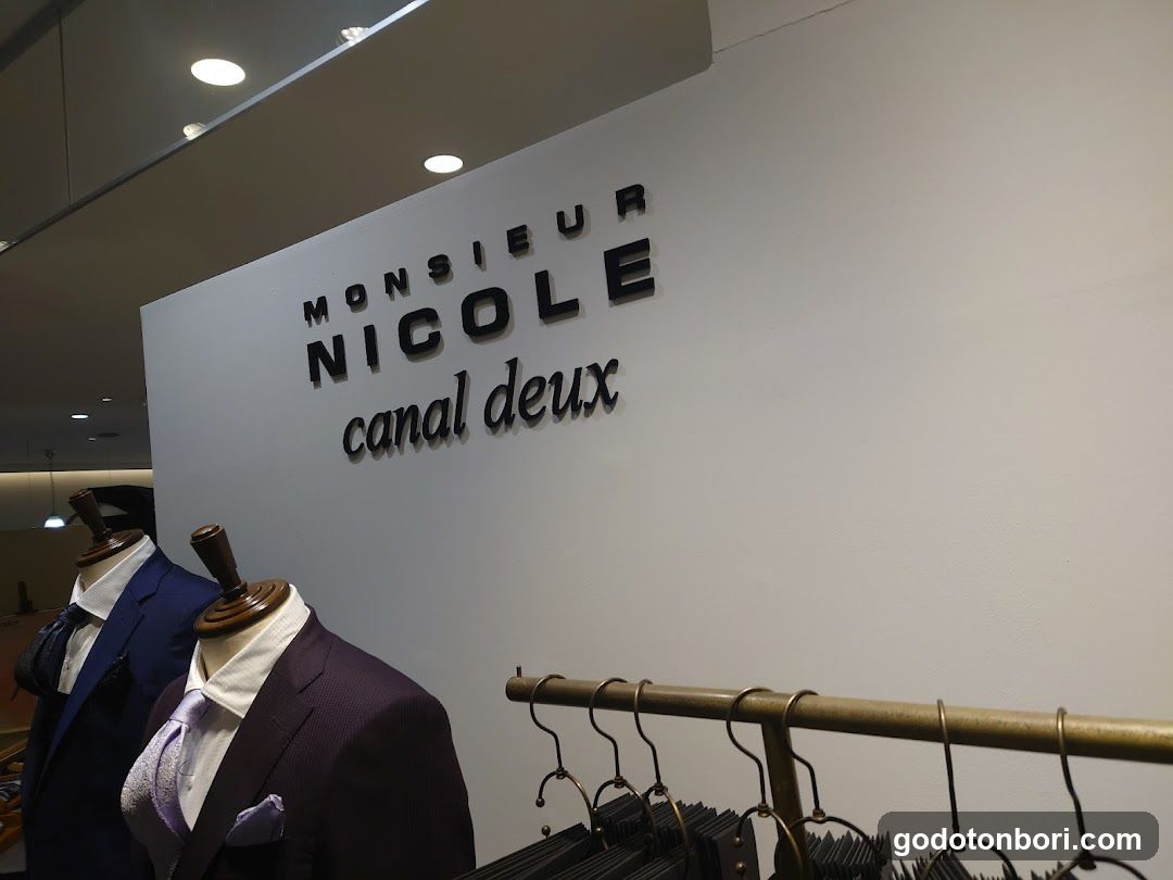 MONSIEUR NICOLE canal deux