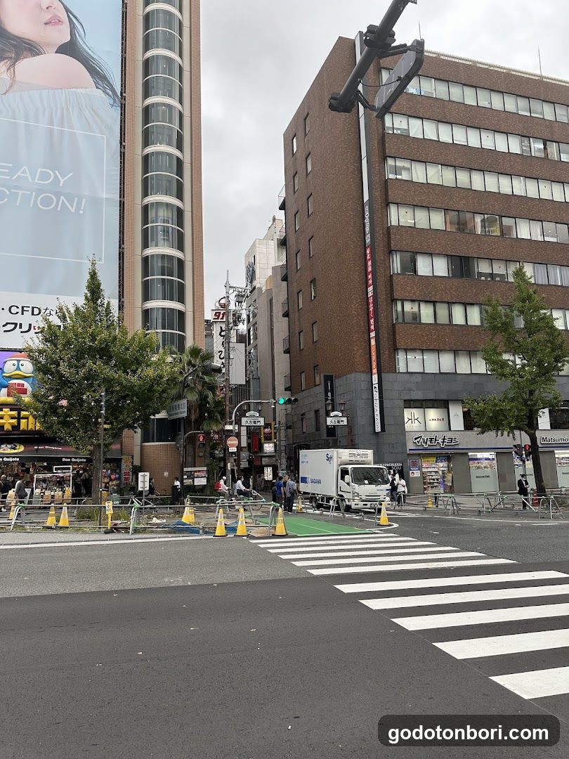 Dotomboribashi
