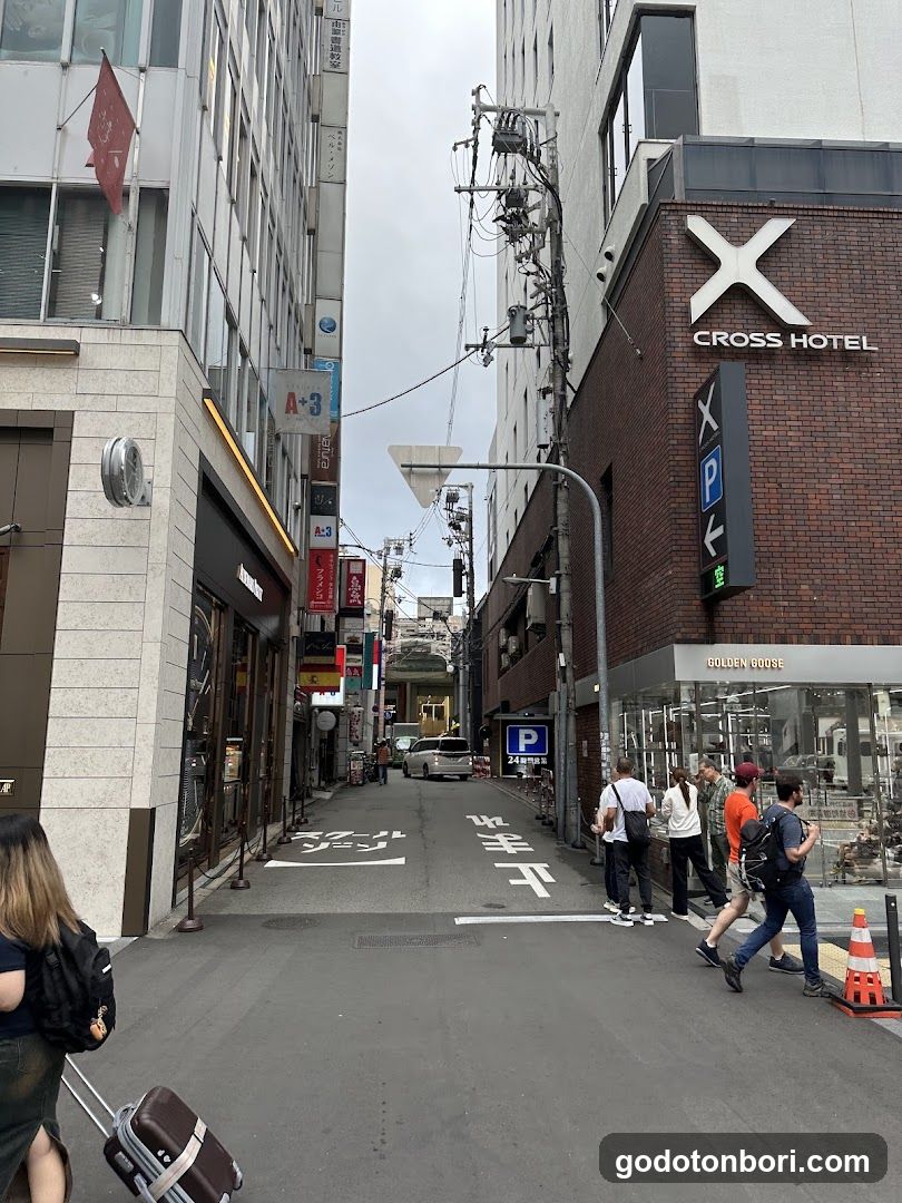 Dotomboribashi