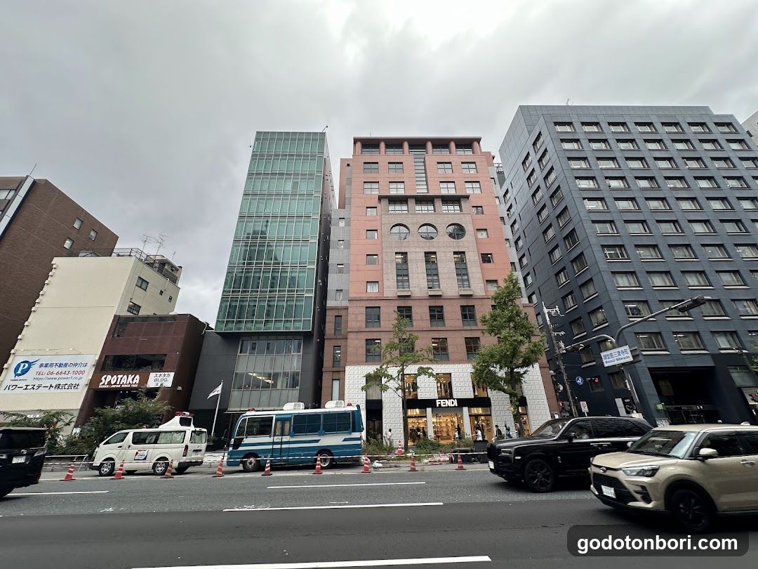 Dotomboribashi