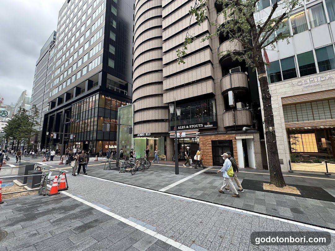 Dotomboribashi