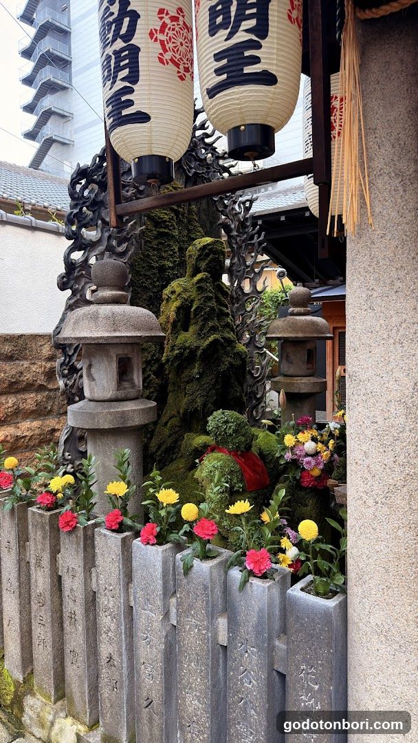 Temple cache