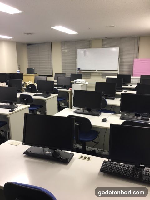 職業訓練のアップ なんば校