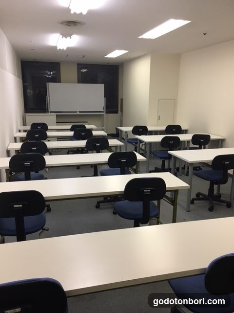 職業訓練のアップ なんば校