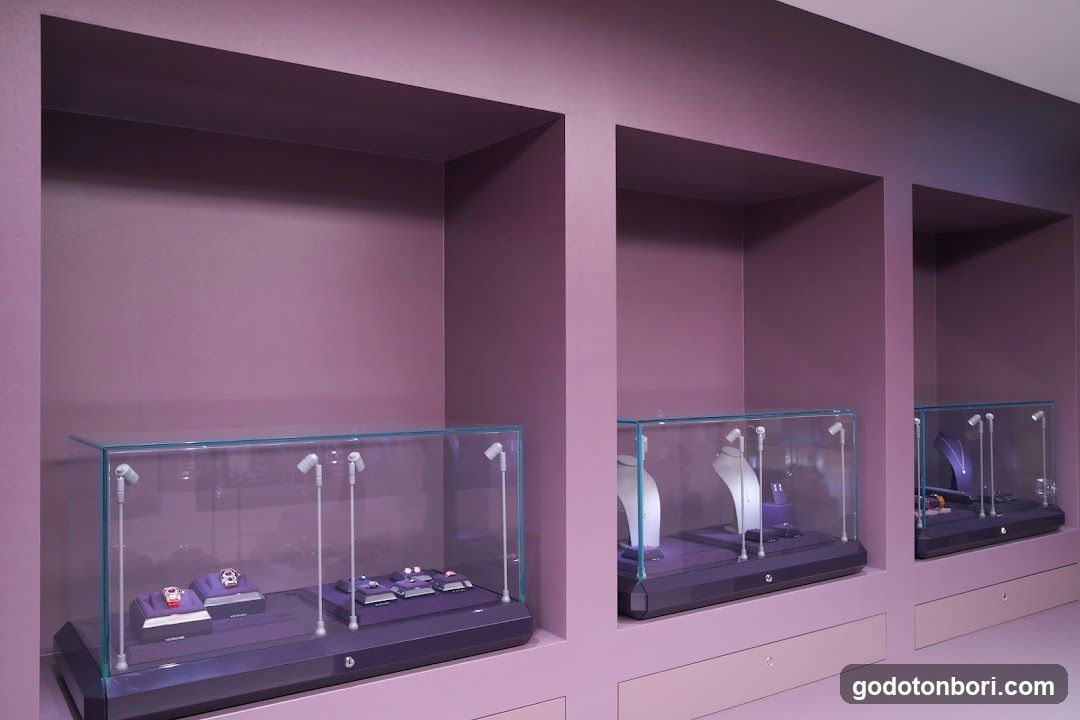Asprey - Osaka Takashimaya