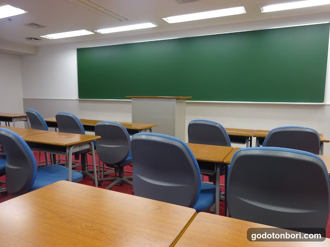 四谷学院高等学校 なんばキャンパス
