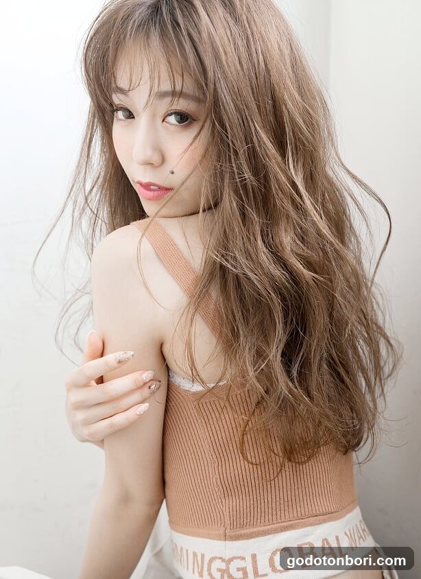 S.BROOM haircaer specialty 難波店 - general
