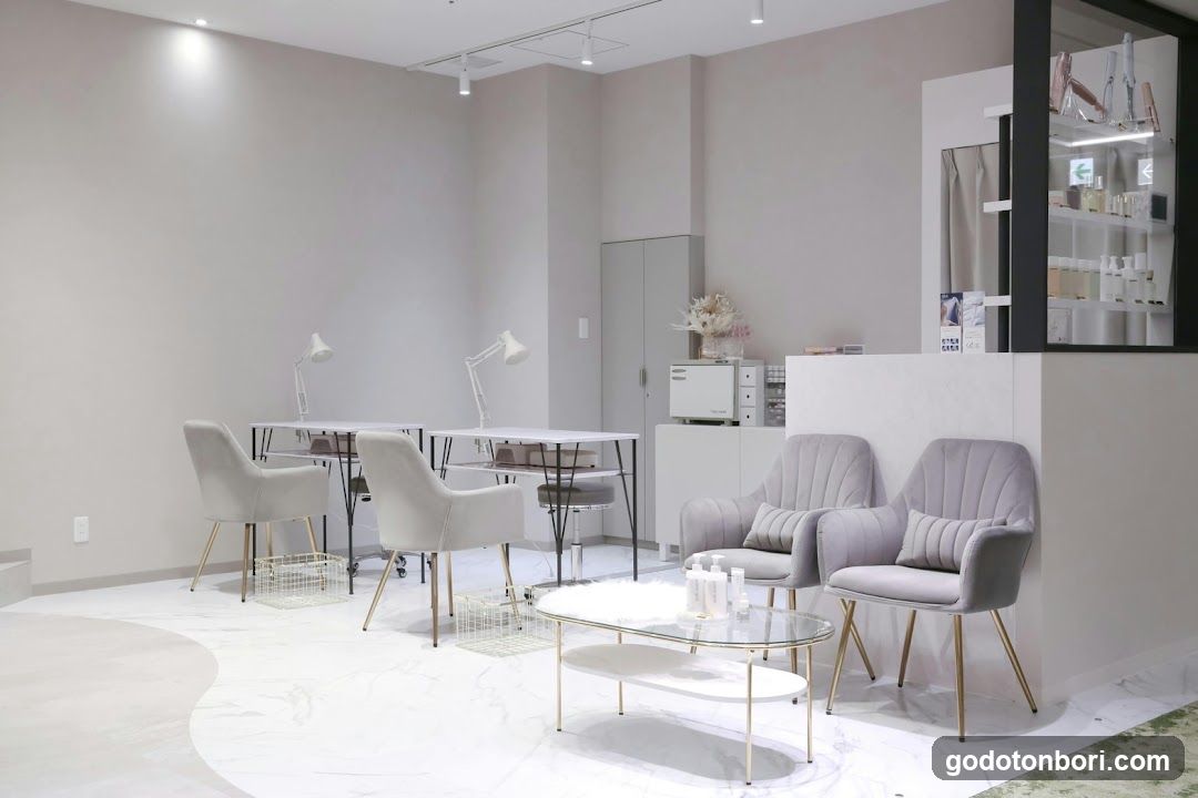 Nailsalon Nail Care & Spa LOVIN Namba Skyo