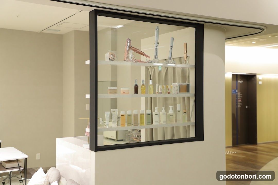 Nailsalon Nail Care & Spa LOVIN Namba Skyo